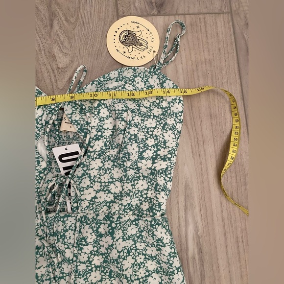 NEW Women‎ Kiss The Sky Lace-Up Mini Dress Green Floral Mini Dress size SMALL - Picture 12 of 13